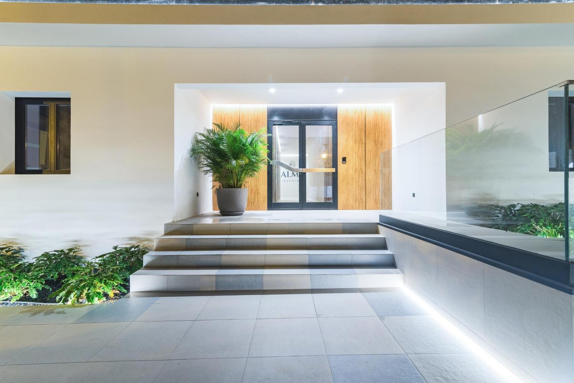 La Vega De Ciudad Jardin Suites لاس بالماس دي غران كاناريا المظهر الخارجي الصورة