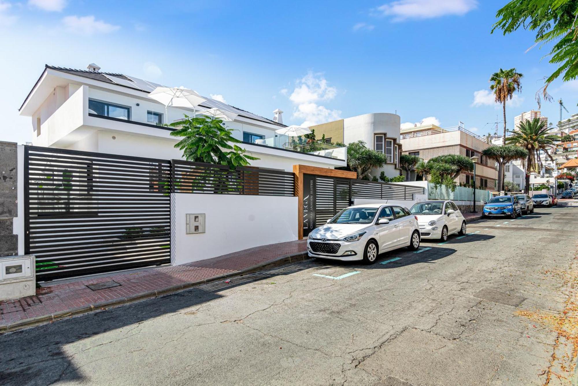 La Vega De Ciudad Jardin Suites لاس بالماس دي غران كاناريا المظهر الخارجي الصورة