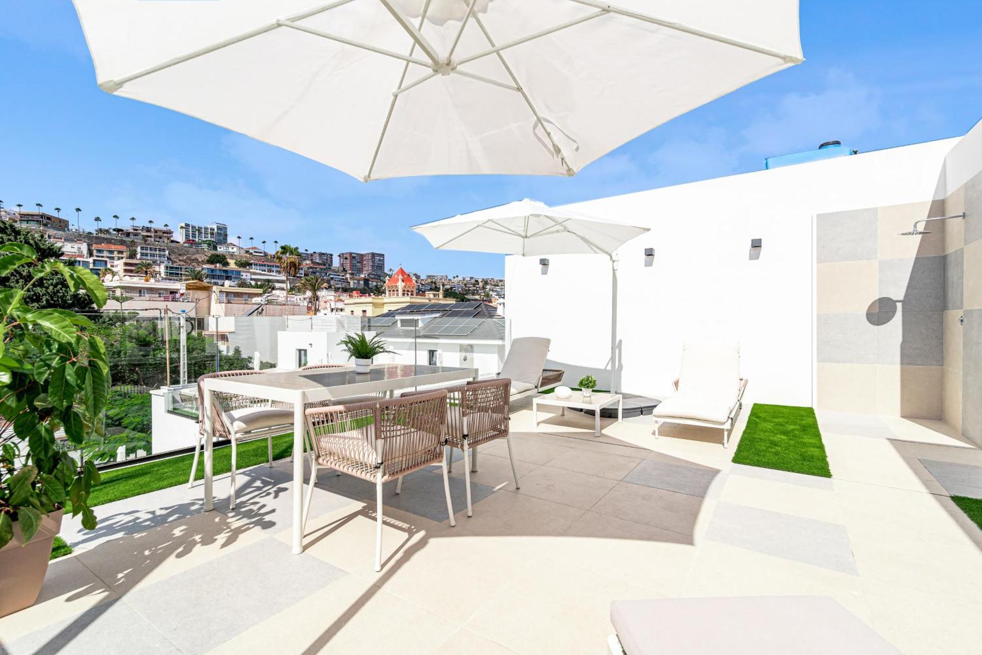 La Vega De Ciudad Jardin Suites لاس بالماس دي غران كاناريا المظهر الخارجي الصورة
